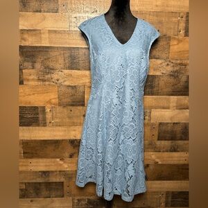 London Times Women's Cornflower Gray Blue Floral Sleeveless Dress 12 AB 613